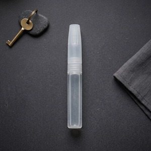 [K-ESSENTIALS] Colle adhésive pour capsules d'ongles 2g Formule UV Formule personnalisée Marque privée Adhésif pour faux ongles - Product Image 2