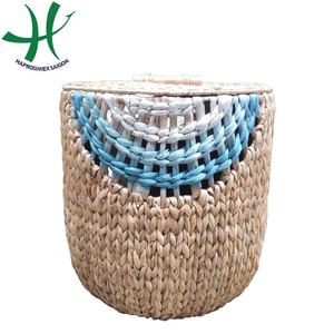 Panier de rangement en jacinthe d'eau de Haprosimex Saigon - Product Image 1