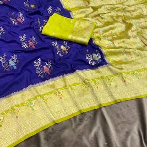 VASTRA COTTAGE Elegante Saree de Georgette de Nailon y Viscosa con Tejido Jacquard Zari Dorado, Pallu Rico y Blusa de Contraste con Borlas - Product Image 2