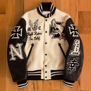 Blouson Bomber Varsity Personnalisé en Laine avec Col Montant, Boutons sur le Devant, Patch Brodé Lettres, Coupe-Vent, Hiver, Vêtement d'extérieur Décontracté pour Homme - Product Image 1