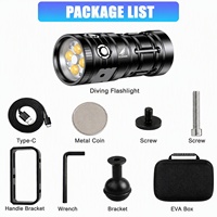 OCSHARK D16 16000 Lumens Lampe vidéo sous-marine 150m Étanche avec charge Type-C Lampe torche professionnelle pour sports sous-marins