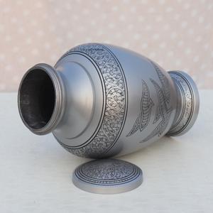 Urna Funeraria de Aluminio Antigua de Alta Calidad para Mujer, Diseño Hermoso y Personalizado, Moderna y Duradera, para Cenizas Humanas Adultas - Product Image 5