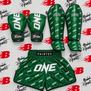 ชุดมวยไทยสีแดงพรีเมียม ชุดฝึกซ้อมหนังแท้ พร้อมนวม Fairtex ราคาประหยัด - Product Image 6