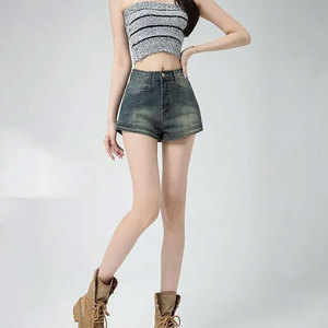 Shorts en jean délavé taille haute avec fermeture boutonnée, cinq poches, style décontracté pour femme - Product Image 3