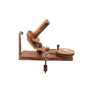Enrouleur de Fil en Bois Robuste Grande Capacité à Manivelle pour Crochet et Tricot – Vente en Gros - Product Image 3