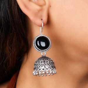 Boucles d'oreilles pendantes bohèmes en laiton antique, alliage de zinc et onyx noir, faites à la main, bijoux de mode indiens pour fêtes - Product Image 5