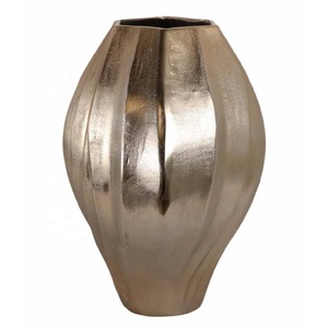 Jarrón Decorativo de Aluminio de Diseño Moderno para Sala de Estar, Dormitorio, Estantes, Mesas, Decoración del Hogar, 21 cm x 39 cm, Venta al por Mayor - Product Image 3