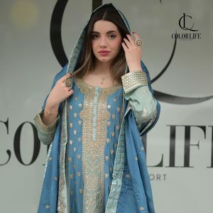 Ensemble de vêtements de soirée pour femmes de designer Sharara Dupatta avec travail de séquence - Product Image 3