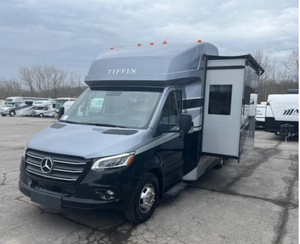 Affordable 2023 2020 2022 Camper Winnebago View Class <b>C</b> Travel Trailer Rvs Camper Motorhomes Premium Spacious Interiors Modern - Product Image 6
