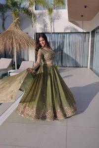Conjunto de Lehenga Choli Bordado para Mujer con Dupatta, Ropa Étnica de Diseñador, Traje Tradicional para Bodas y Fiestas Indias - Product Image 5