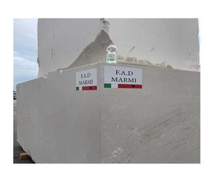 Bloque de Piedra Caliza Perlatina de Trani, Bloque Natural de Piedra Clara, Bloque Grande en Bruto para Uso en Construcción, Revestimiento y Suelos - Product Image 2