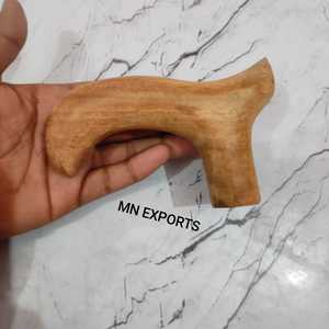 Bastón de Madera Ecológico Pulido a Mano con Mango de Latón, Artículo Artesanal Natural - Product Image 5