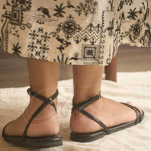 Sandales légères et confortables, tendance mode, antidérapantes, faites à la main, avec semelle intermédiaire antidérapante - Product Image 3