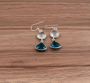 Boucles d'oreilles pendantes vintage de luxe en argent sterling 925 massif faites à la main avec zircon pour un cadeau de mariage ou d'anniversaire - Product Image 5