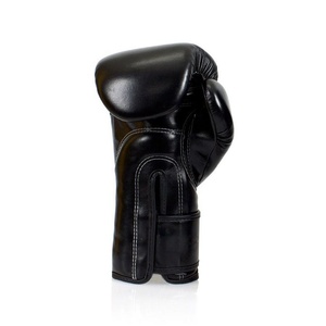 นวมชกมวยหนังแท้ Fairtex แบบเต็มนิ้ว ปิดด้วยเวลโคร สำหรับผู้ใหญ่ สีดำ - Product Image 3