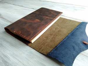 Luxury Handmade Leather Smell Proof Heavy Duty Comfortable <b>A5</b> Refillable Notebook Cover Journal Case Holder for Executives - Product Image 3