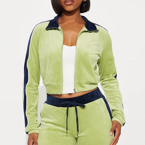 Ensemble d'entraînement 2 pièces personnalisé pour femme : veste à capuche zippée et leggings de yoga, séchage rapide, respirant, écologique - Product Image 6