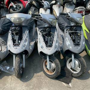 Scooter de Gasolina Yamaha Usado de Alta Calidad, Modelo BWS, de Taiwán, Precio - Product Image 5