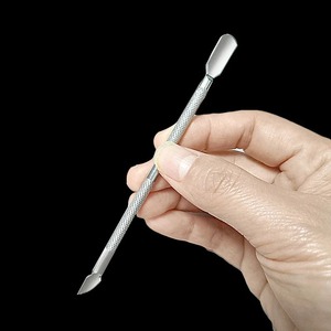 BAFA SURGICAL INSTRUMENTS Repousse-cuticules double embout en acier inoxydable pour manucure et soin des cuticules, durable, réutilisable, conception à double tête - Product Image 4