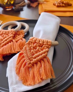 Juego de servilleteros naranjas, decoración de mesa de Acción de Gracias, mesa de comedor de otoño - Product Image 1