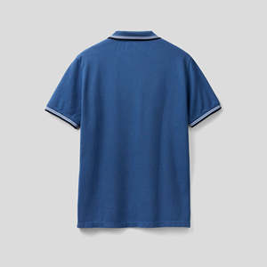 เสื้อโปโลผู้ชายมีสไตล์ แขนสั้น พร้อมโลโก้แบบกำหนดเอง ตะเข็บคุณภาพพรีเมียม สำหรับลุคสบายๆ และสตรีทแวร์ในเมือง - Product Image 2