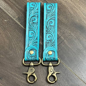 Nuevo Llavero de Cuero con Diseño Floral Turquesa, Elegante y Duradero, Multicolor, para Regalo - Product Image 2