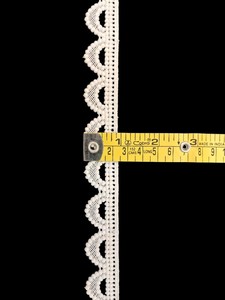 Oferta Especial: Cinta de Encaje Festoneado de Poliéster Blanco – Borde de Ganchillo Vintage con Delicados Pompones de Picot para Prendas y Manualidades - Product Image 5