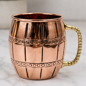 Mug à bière vintage en cuivre gaufré TavernStave avec poignée en laiton, design rétro, écologique, en métal, pour la maison - Product Image 2