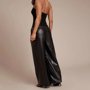 Pantalon en cuir PU taille haute pour femme avec logo personnalisé, coupe ample, couleur unie, jambe large, longueur intégrale, style décontracté automne - Product Image 2