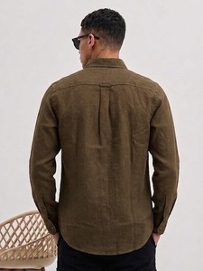 เสื้อเชิ้ตผู้ชายทรงดับเบิ้ลเบรสต์ ODM สีน้ำตาลลายไม้ ผ้าลินินผสมฝ้าย แขนยาว ปกคอพับ ทรงเรียบง่าย ระบายอากาศได้ดี เหมาะสำหรับใส่ในฤดูร้อน - Product Image 2