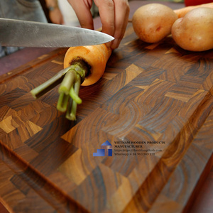 Planche à découper en bois de teck premium, bloc de boucher à grain transversal, planche de découpe durable, fournisseur d'articles de cuisine sur mesure - Product Image 3