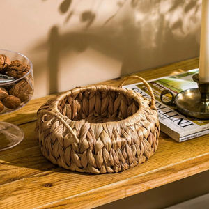 Un panier adorable en jacinthe d'eau, fait main, pour le rangement, vente en gros, écologique, fabriqué au Vietnam - Product Image 3