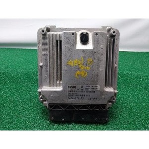 ECUs y Módulos de Computación Usados Sebring 05033701AD - Product Image 1