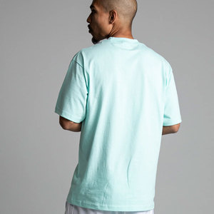 Camiseta de algodón grueso de 7.5oz con cuello redondo, estampado serigráfico, logo frontal transpirable y corte holgado estilo Hip Hop personalizado - Product Image 3