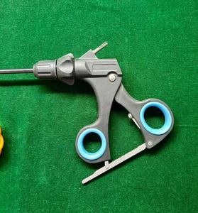 Nuevos Instrumentos Quirúrgicos Reutilizables de Mahfooz Instruments: Pinzas Laparoscópicas Universales con Cable Monopolar en Oferta - Product Image 3