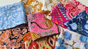 ผ้าเช็ดปากผ้าฝ้ายพิมพ์ลายด้วยมือแบบขายส่ง ชุดผ้าเช็ดปากสำหรับงานเลี้ยงอาหารค่ำสไตล์อินเดีย ผลิตโดยช่างฝีมือ เป็นมิตรกับสิ่งแวดล้อม ใช้ซ้ำได้ เหมาะสำหรับงานอีเว้นท์ - Product Image 2