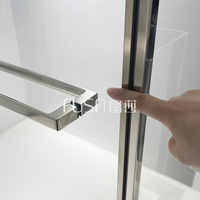 Portes de douche pivotantes carrées FUSA à charnière brossée, cadre en aluminium, verre trempé transparent de 10 mm, ouverture vers l'extérieur, vente en gros d'usine