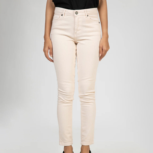 Jeans de Mezclilla de Corte Recto para Mujer de Alta Calidad, Pantalones Casuales Cómodos para Dama, Jeans de Moda Premium para Mujer a Precio Accesible - Product Image 1