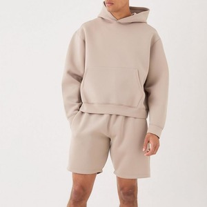 Conjunto de Ropa Informal Unisex con Sudadera con Capucha y Pantalones Cortos a Juego, Cómodo Conjunto de Ropa Informal para Uso Diario y Actividades de Ocio - Product Image 1