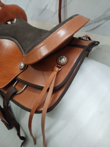 Silla de Montar Inglesa de Cuero Premium ADEEFA, Estilo Western, para Equitación, a Precio Competitivo, desde India - Product Image 5