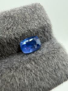 Natural Royal Blue Sapphire <b>Cushion</b> Cut 1.70CT 7.5x5.5x4.5mm Heat Treated Color Play Third Party Certified Loose Gemstone for - Product Image 1
