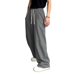 Pantalon de jogging cargo épais pour homme, multipoches, coupe ample, en molleton, style streetwear, en coton, personnalisable - Product Image 1