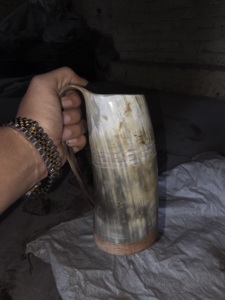 Mug en corne naturelle style américain, fait main, écologique, compatible lave-vaisselle, pour bière, vin, café - Fournisseur en gros - Product Image 2