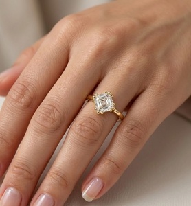 Anillo de Compromiso Solitario de Oro Rosa de 18K con Certificado IGI, Anillo de Boda con Corte Asscher, Diamante Cultivado en Laboratorio CVD de 3CT, Color E, Claridad VS - Product Image 1