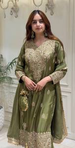 Costume Anarkali en soie vert olive brodé pour femmes, longueur au sol, tenue de mariage indienne traditionnelle, coupe régulière - Product Image 6