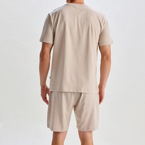 Conjunto de camiseta y pantalones cortos casuales para hombre, venta al por mayor, liso, de dos piezas, ropa de calle de verano, traje informal, ropa personalizada de fábrica - Product Image 2