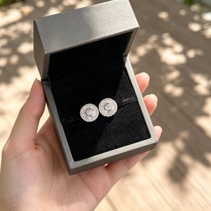 Pendientes Clásicos de Plata de Ley 925 con Moissanita VVS, Corte Redondo y Baguette Cónico, Regalo Nupcial para Mujer - Product Image 2