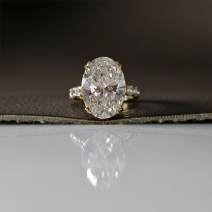 แหวนแต่งงานเพชรทรงรี 9.5 กะรัต ทอง 14k แบบซ่อนเพชร Halo Pave Shank พร้อมใบรับรอง IGI ระดับ E VS1 เพชรเพาะเลี้ยงสำหรับผู้หญิง - Product Image 3