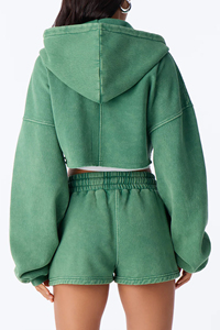 Conjunto de Sudadera Corta Oversize Verde con Estampado y Lavado Ácido para Mujer, Ajuste Holgado, Cremallera Frontal, Hombros Caídos, Casual, Ecológico - Product Image 3