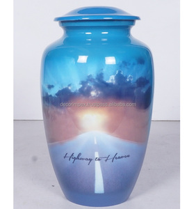 Hot Selling Handmade Metal & Brass Decorative Cremation Urn for Funeral <b>Memorial</b> Services Modern Design Tabletop <b>Vase</b> - Product Image 2